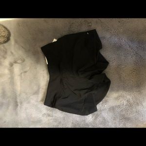 NEW woman’s athletics shorts
